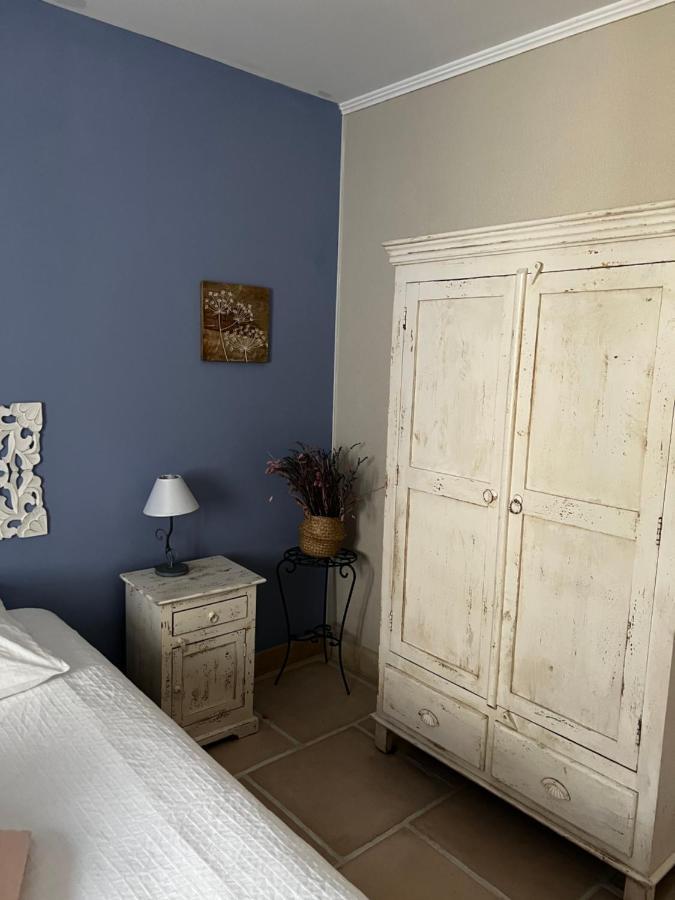 Villa Quinissole Sainte-Anastasie-sur-Issole Exteriör bild